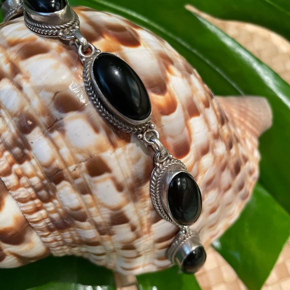 Onyx Cabachon Sterling Silver Link Bracelet - Picture 3 of 4